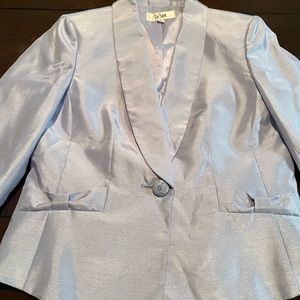 Just the right blazer. Size 10